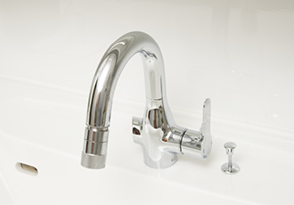 センサー式自動水栓