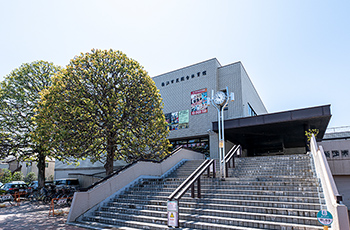 狛江市民総合体育館