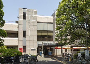 狛江市立中央図書館