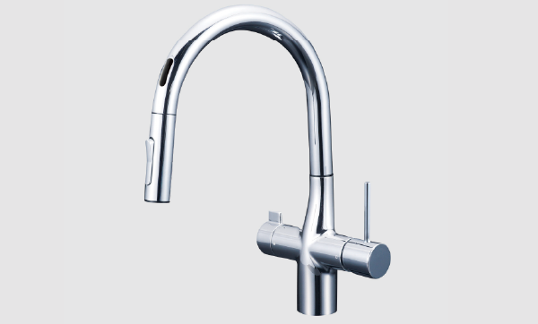 浄水器付きタッチレス水栓