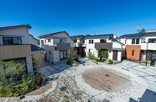 リーフィア狛江蒼翠の街・時彩の邸