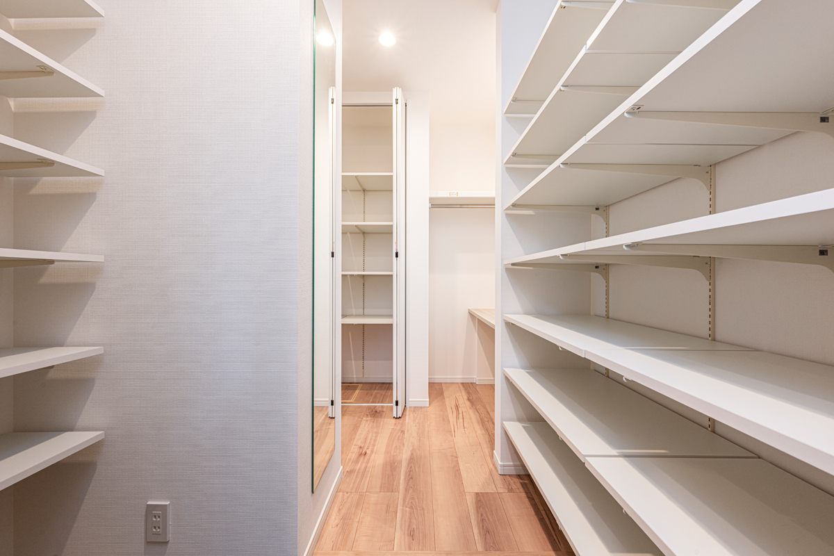 リーフィア狛江和泉本町3丁目