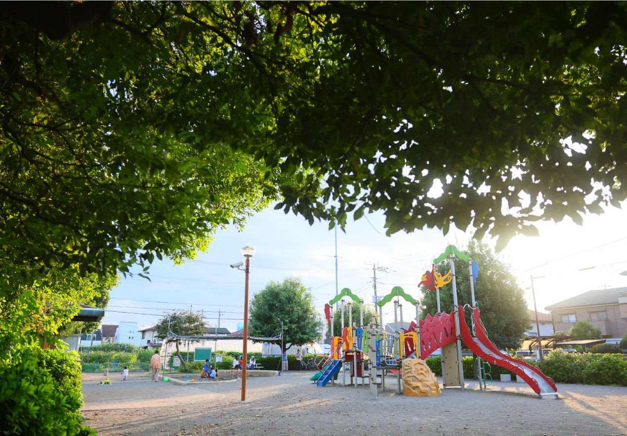 ターザン児童遊園（約520ｍ・徒歩7分）