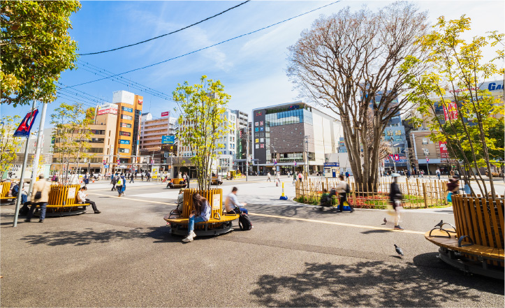 調布駅前広場（約270ｍ・徒歩4分）