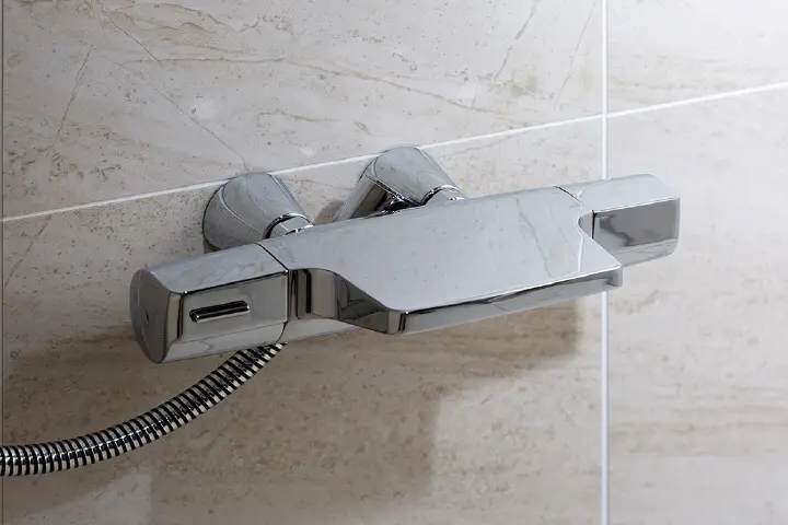 壁付サーモ水栓