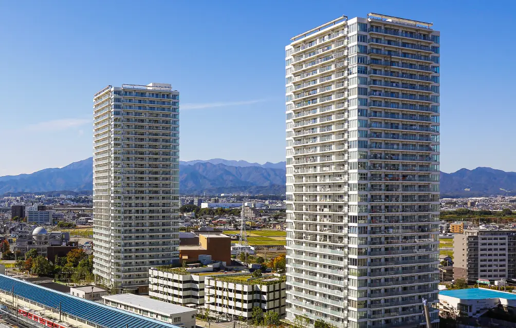 リーフィアタワー海老名アクロスコート（2019年10月竣工）、リーフィアタワー海老名ブリスコート（2020年10月竣工）