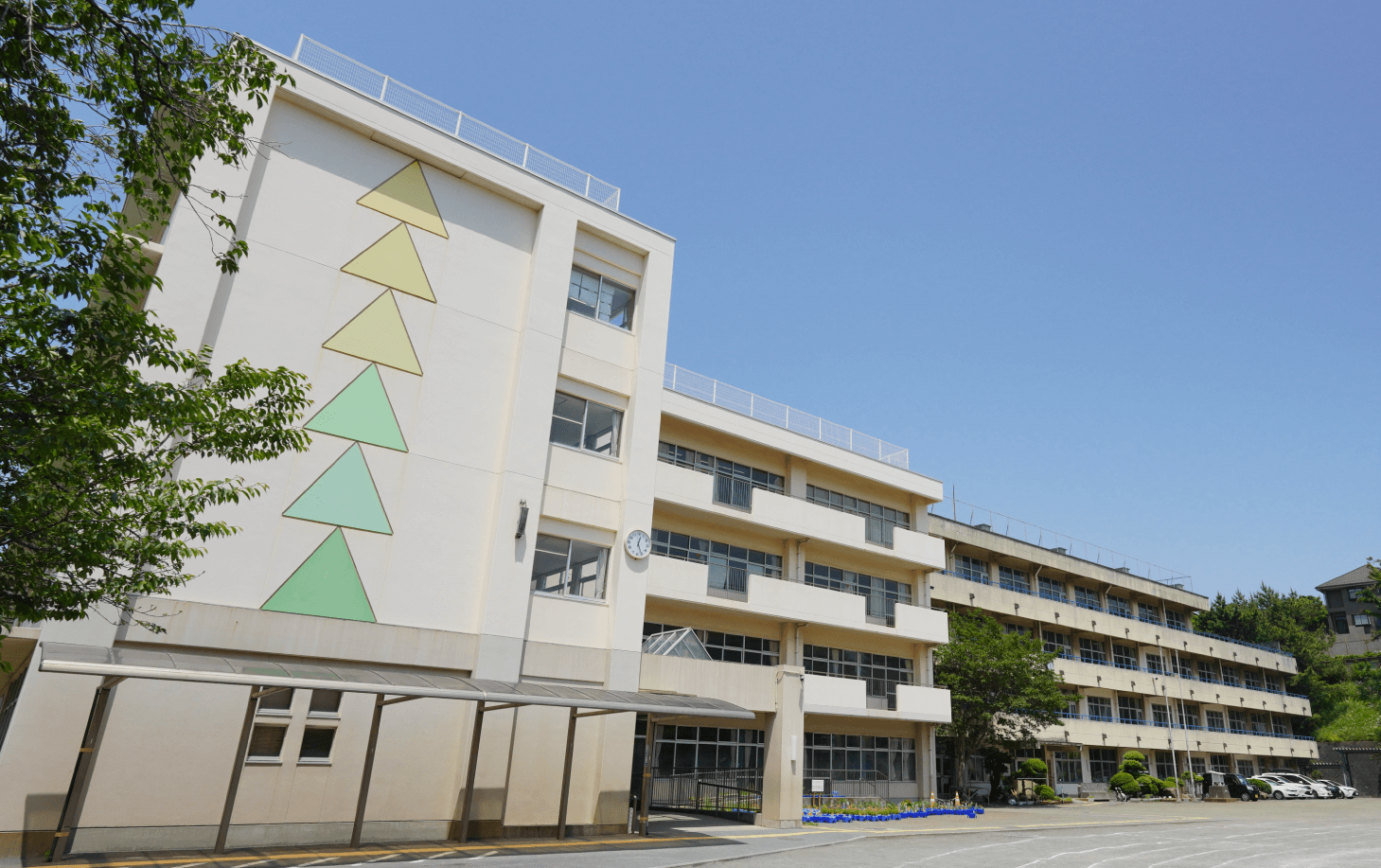 海老名小学校