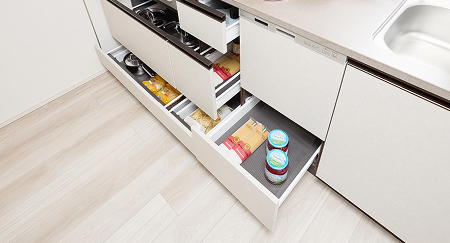 スライド収納（ソフトクローズ付）